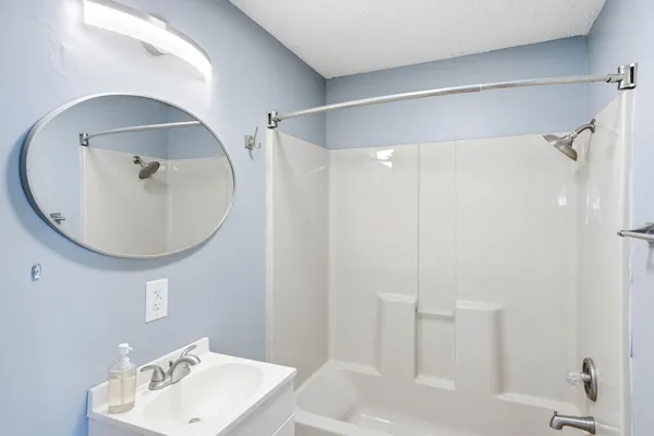 $469,900 | 107 Mechanic Street North, Lynchburg, TN 37352