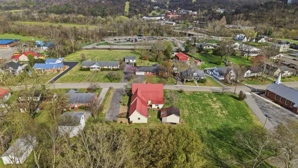 $469,900 | 107 Mechanic Street North, Lynchburg, TN 37352