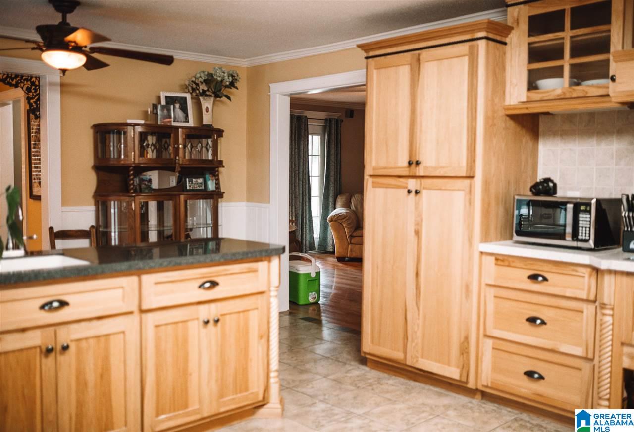 110 Llama Road Jacksonville, AL 36265 - Photo 14 of 49