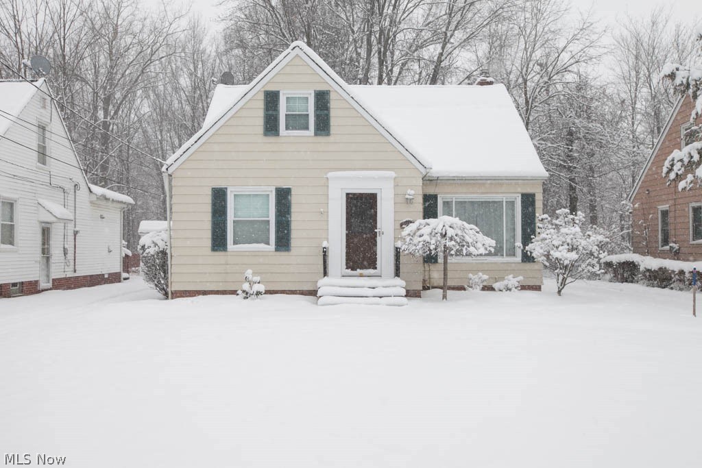 1748 Edgefield Road Lyndhurst, OH 44124 - Photo 1 of 34 Welcome to this gorgeous 3 bedroom 1 1/2 bath Cape Cod that features a remodeled kitchen, spacious living room and a lower level rec room. Come See!