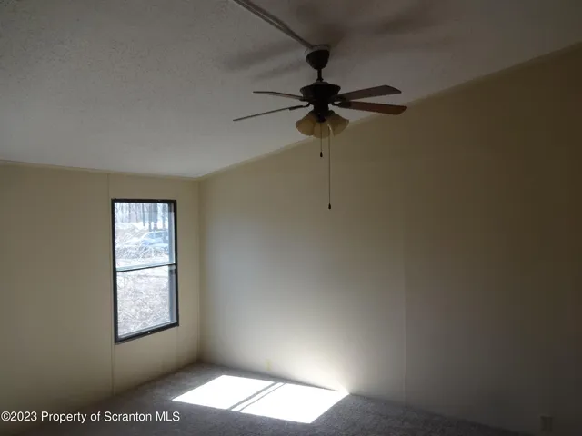 $69,900 | 16 Circle Drive, Lake Ariel, PA 18436