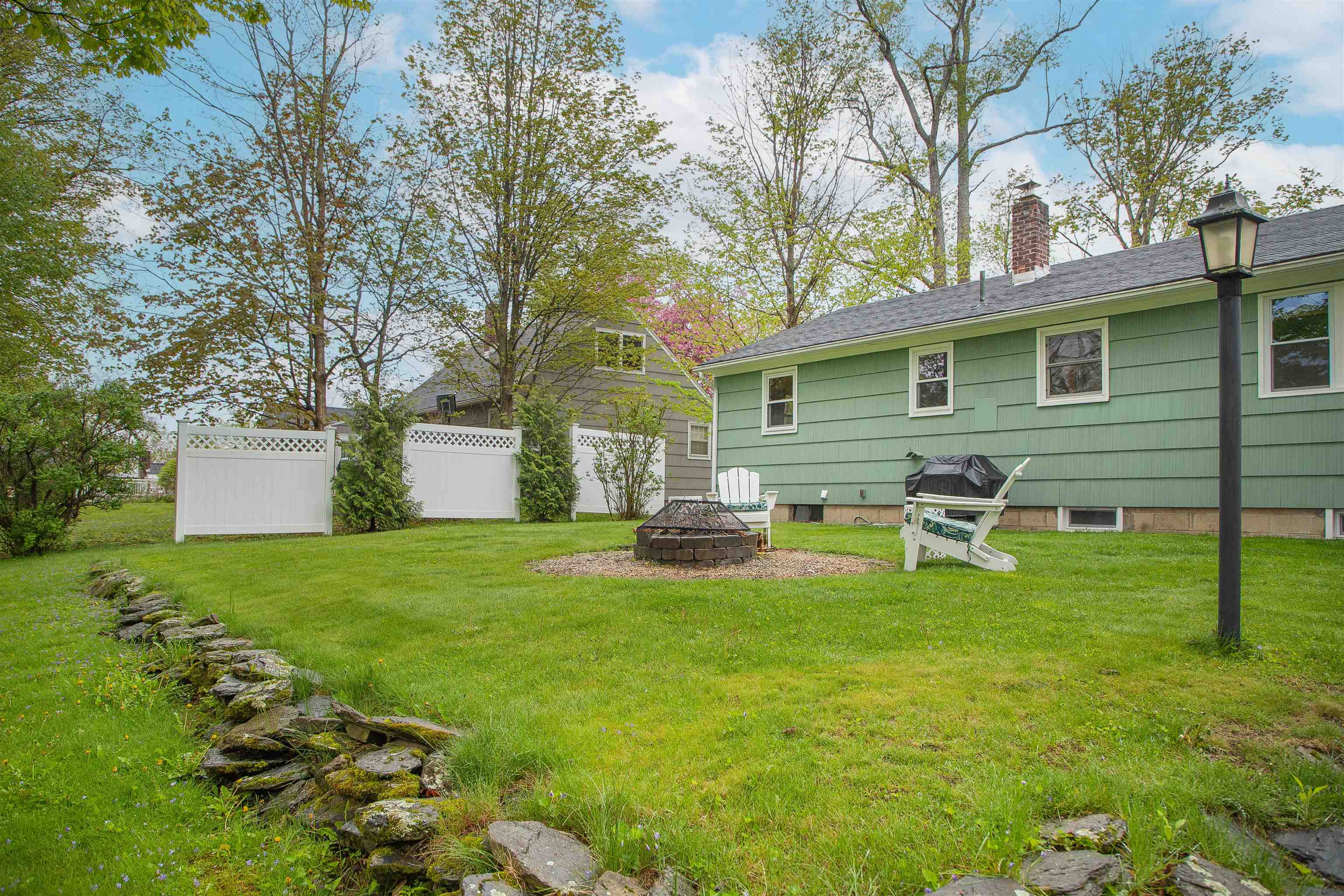 222 Pearl Street Rutland, VT 05701 - Photo 4 of 20 Gallery Image 4
