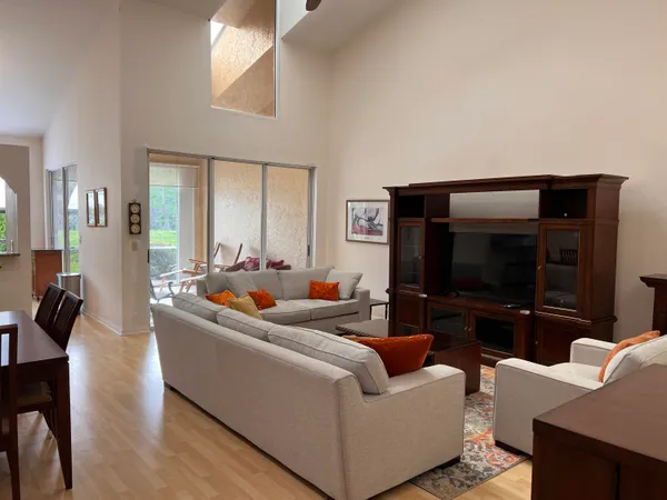 $3,600 | 602 Sabal Palm Lane, Palm Beach Gardens, FL 33418