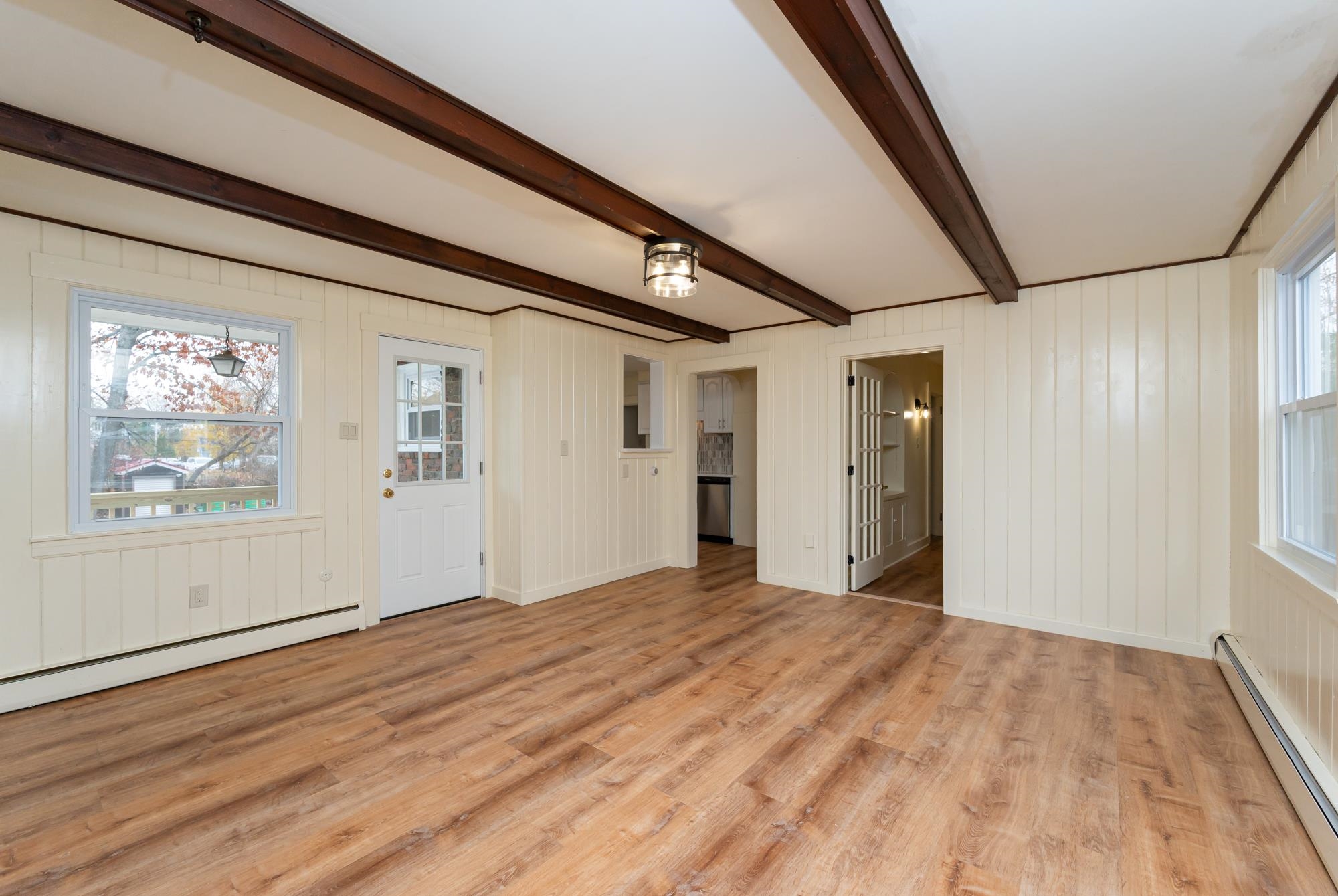 8 Laurel Street Derry, NH 03038 - Photo 8 of 43