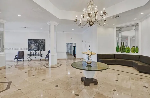 $1,600 | 1301 Northeast Miami Gardens Drive, Unit 202W, Miami, FL 33179