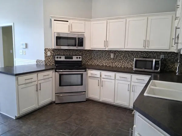 $330,000 | 5071 Jeffrey Keith Drive, Bartlett, TN 38002