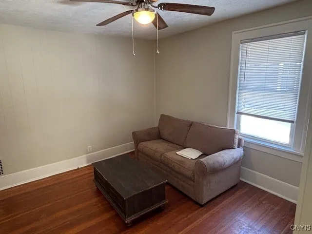 $800 | 1012 Cadillac Street, Unit 3, Salina, NY 13208