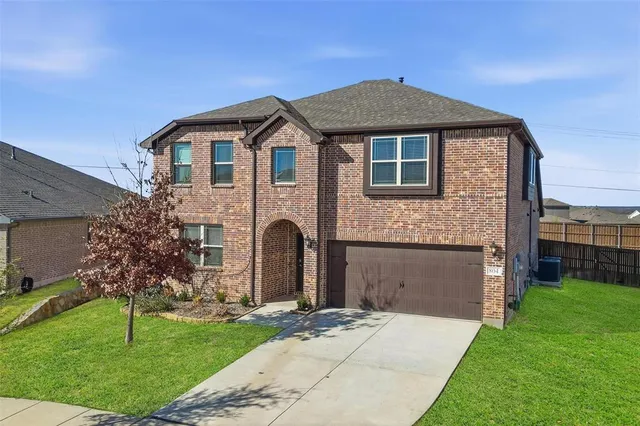 $495,000 | 804 Saratoga Road, Aubrey, TX 76227