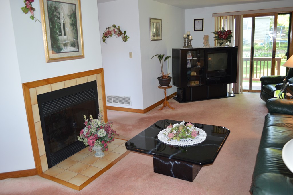 393 Newhall Street Fall River, MA 02721 - Photo 4 of 27 Gallery Image 4