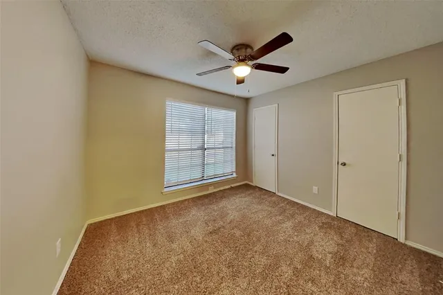 $1,895 | 404 Hemlock Drive, Arlington, TX 76018