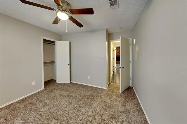 $1,895 | 404 Hemlock Drive, Arlington, TX 76018