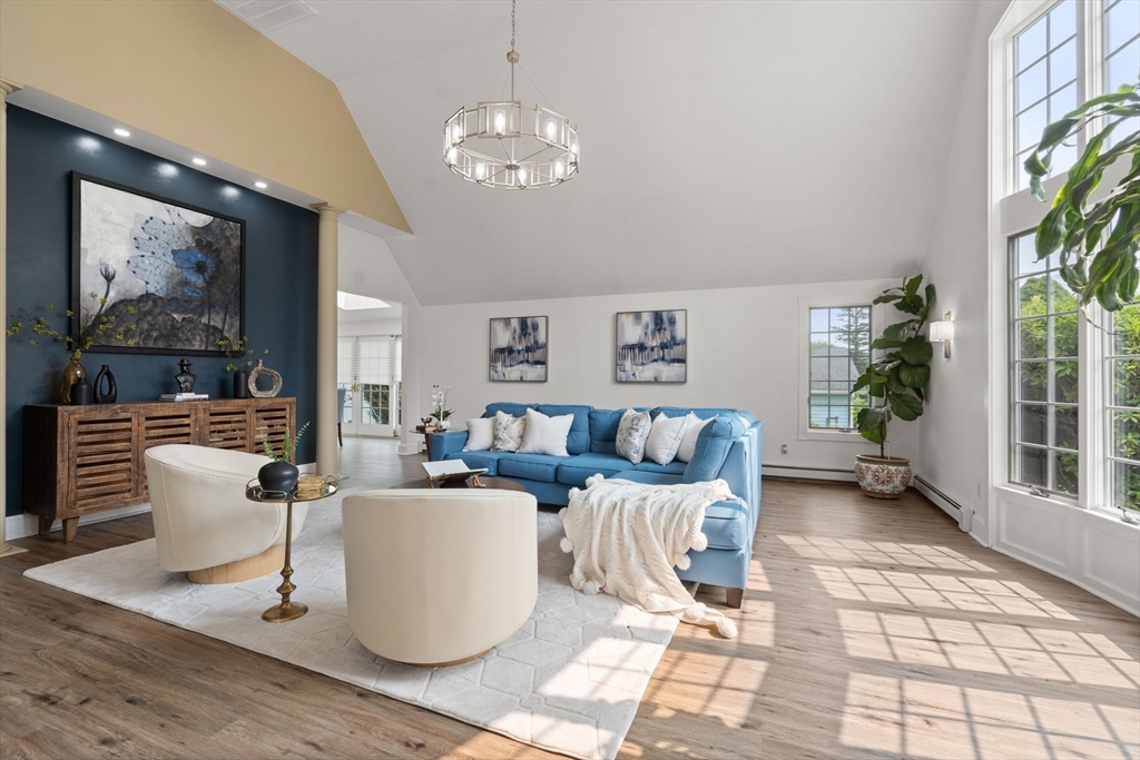 17 Clara Road Framingham, MA 01701 - Photo 4 of 41 Gallery Image 4
