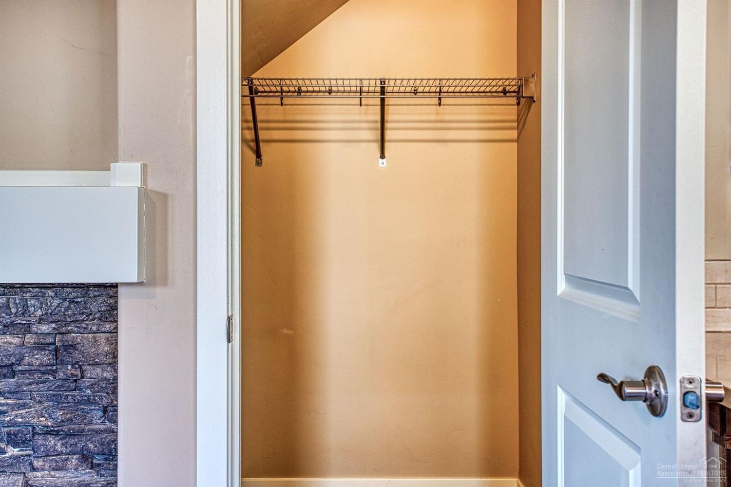 3461 Southwest 28th Street Redmond, OR 97756 - Photo 13 of 25 Additional Photo