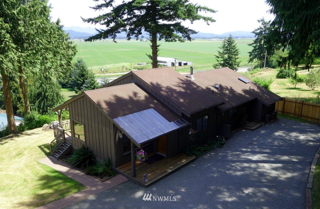 17608 Valentine Road Mount Vernon, WA 98273 - Photo 2 of 20