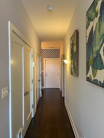 $475,000 | 3028 West Roscoe Street, Unit 406, Chicago, IL 60618