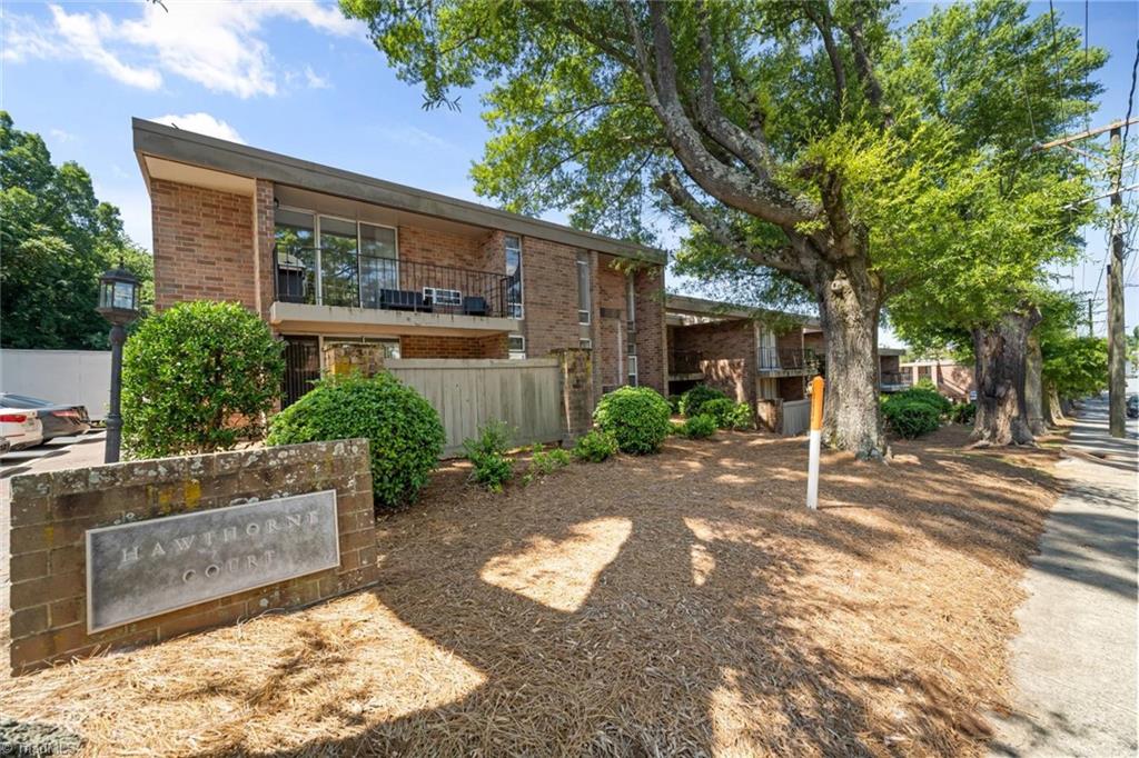 1727 South Hawthorne Road Winston-Salem, NC 27103 - Photo 1 of 31