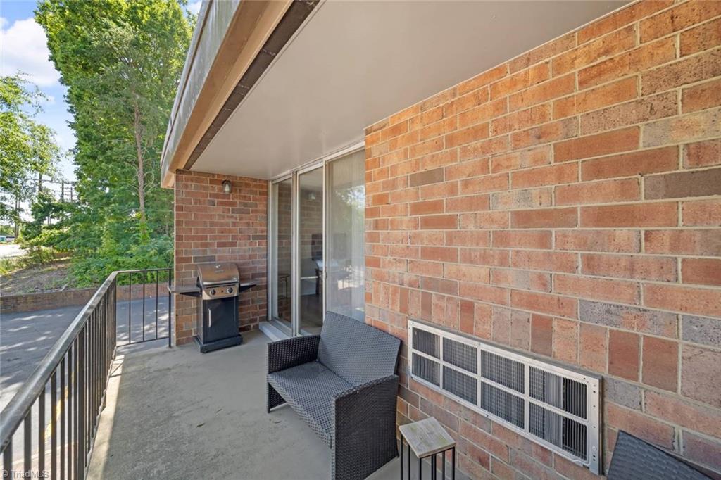 1727 South Hawthorne Road Winston-Salem, NC 27103 - Photo 12 of 31