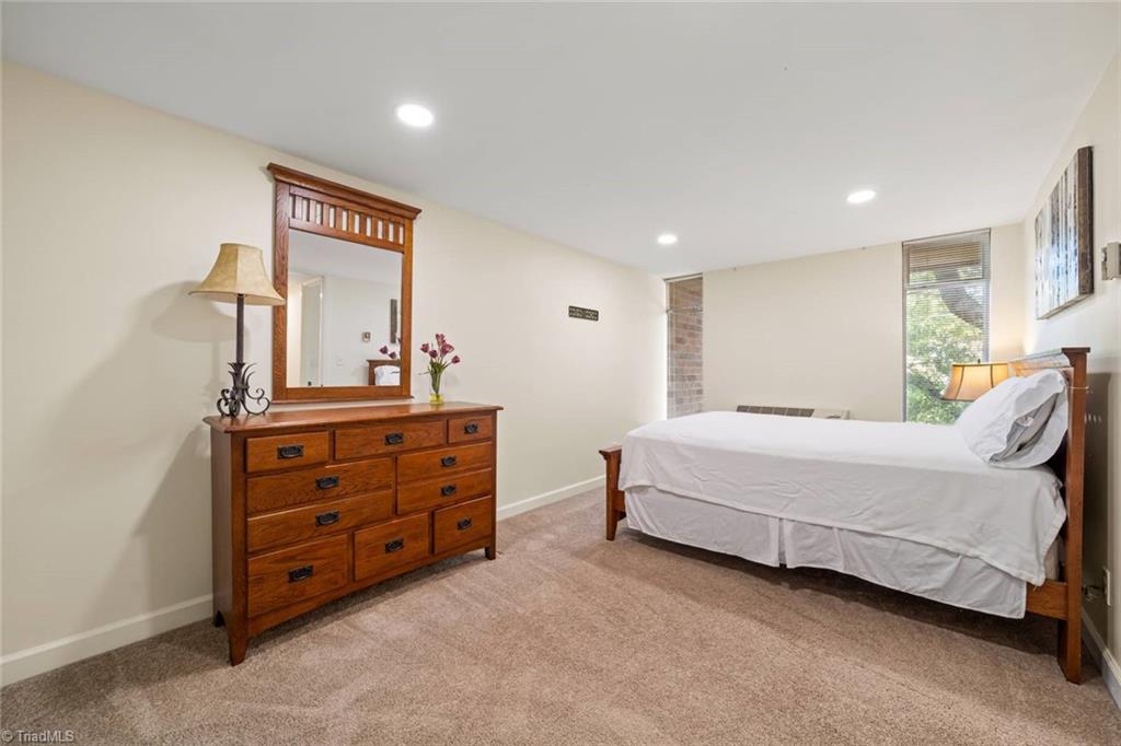 1727 South Hawthorne Road Winston-Salem, NC 27103 - Photo 21 of 31