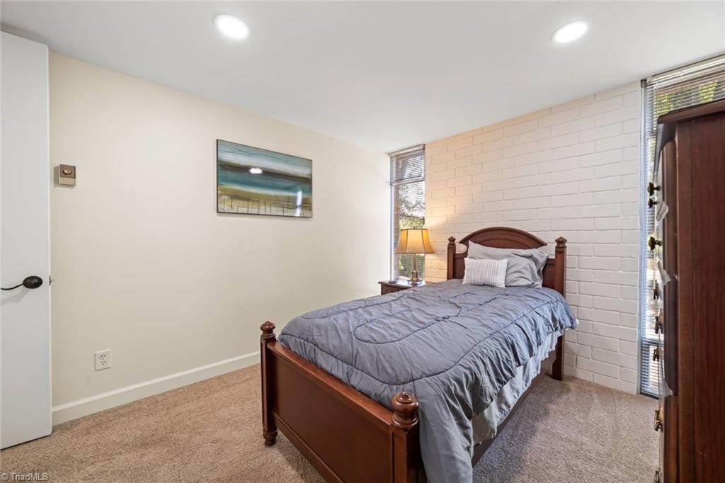 1727 South Hawthorne Road Winston-Salem, NC 27103 - Photo 25 of 31