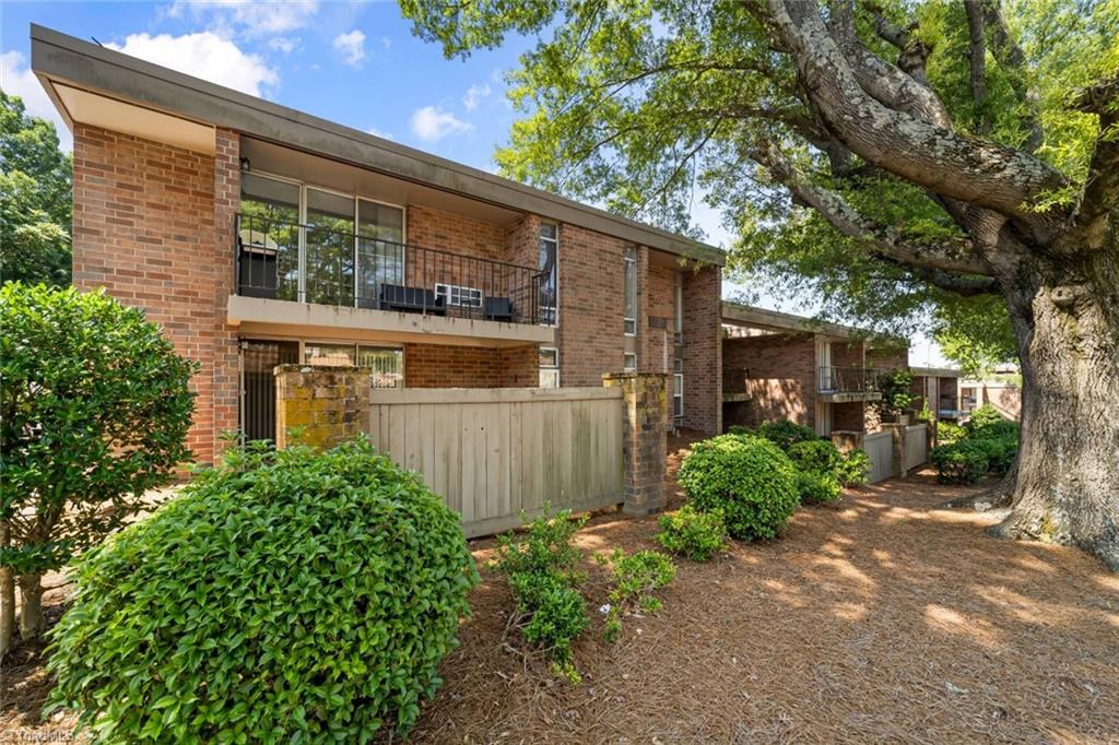 1727 South Hawthorne Road Winston-Salem, NC 27103 - Photo 28 of 31