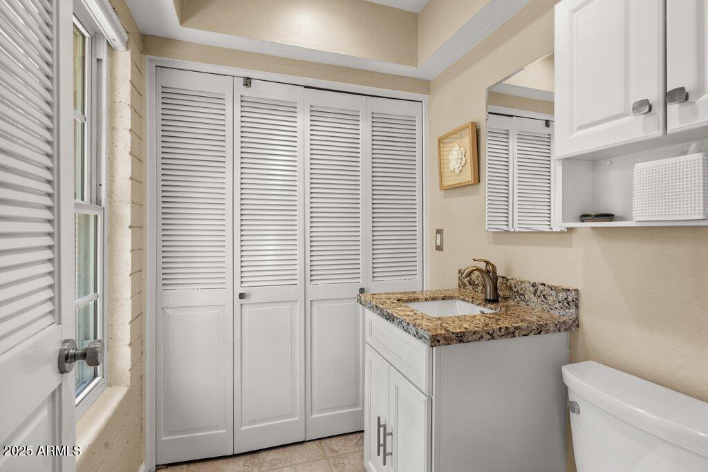 1252 East Medlock Drive Phoenix, AZ 85014 - Photo 27 of 33 Downstairs Powder Room