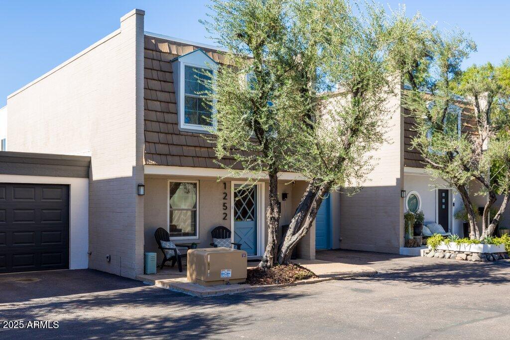 1252 East Medlock Drive Phoenix, AZ 85014 - Photo 29 of 33 Cul-De-Sac Location