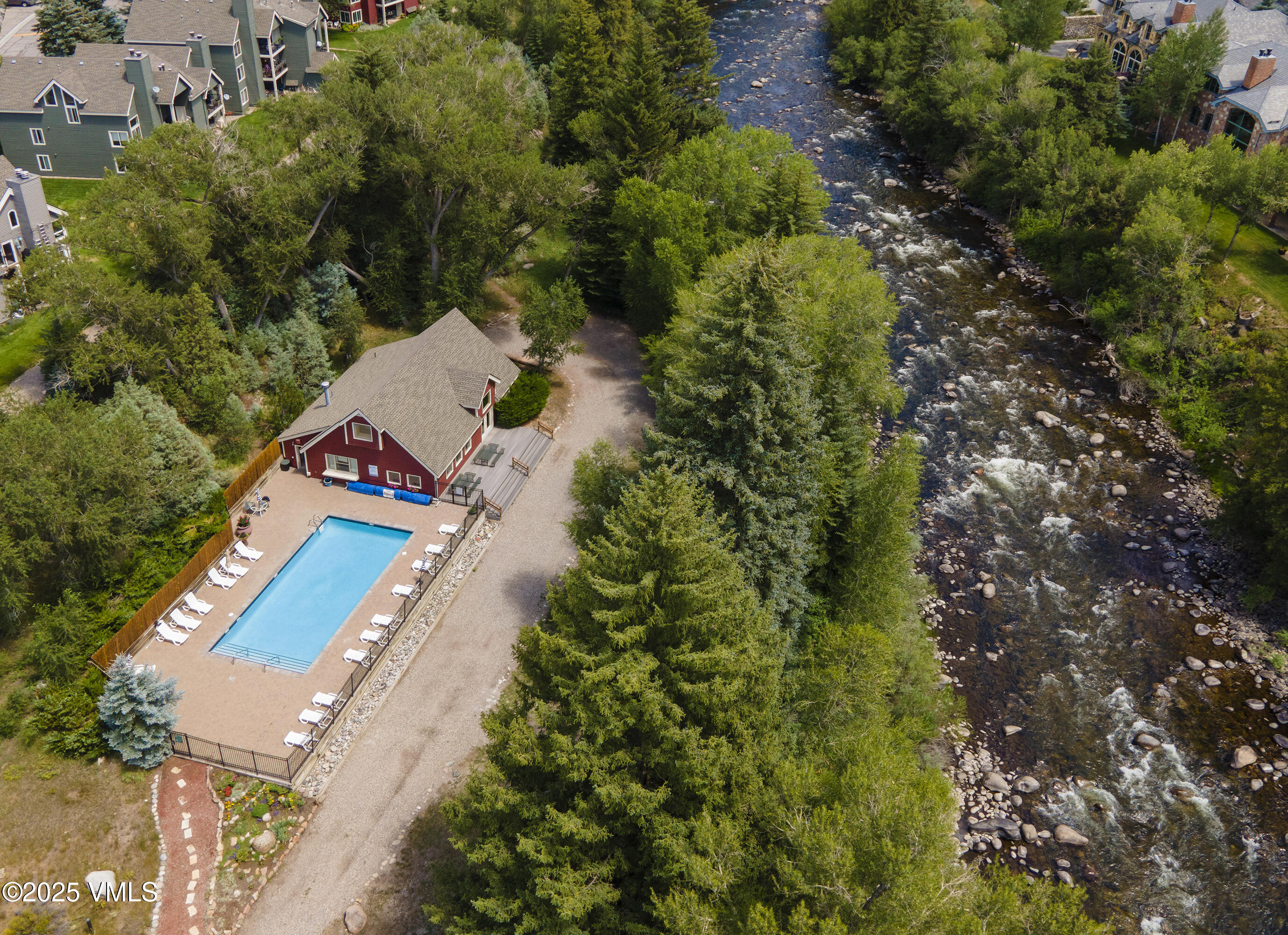 34999 Highway 6, Unit O303 Edwards, CO 81632 - Photo 33 of 35 an aerial view of a house with a yard