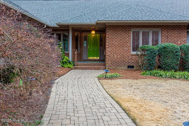 $850,000 | 46 Pinebrook Drive, Pinehurst, NC 28374