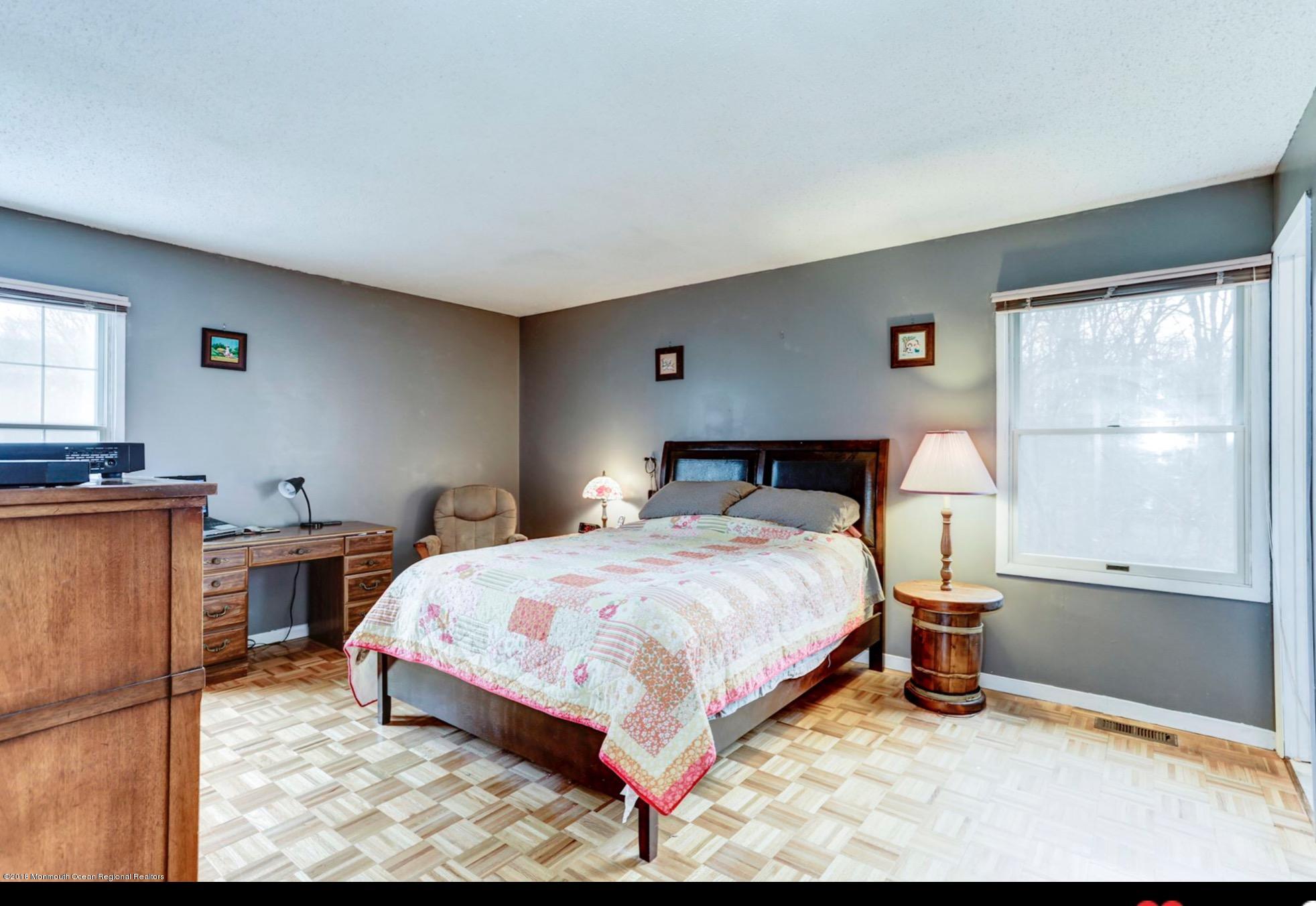 23 Hickory Hill Road Jackson, NJ 08527 - Photo 13 of 25 BB4CC93D-B081-4C80-8A99-468AC2DB13B3