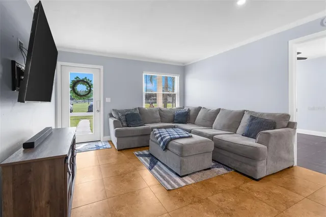 $3,700 | 5201 South Quincy Street, Tampa, FL 33611