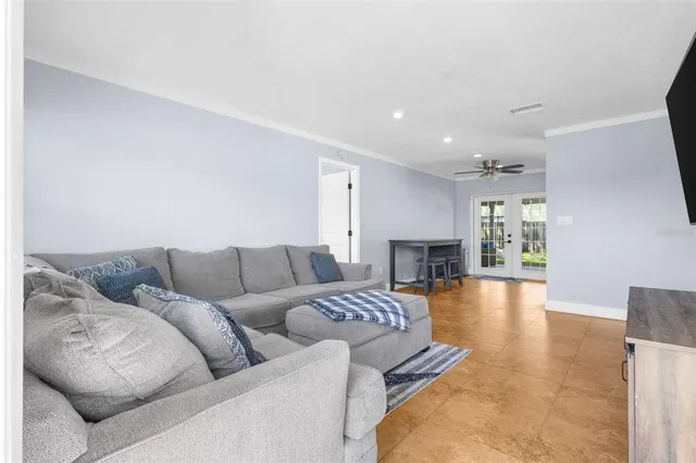 $3,700 | 5201 South Quincy Street, Tampa, FL 33611