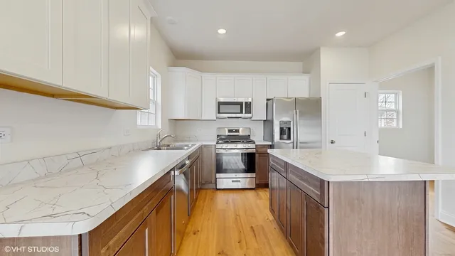 $314,900 | 1439 Trailside Drive, Beecher, IL 60401