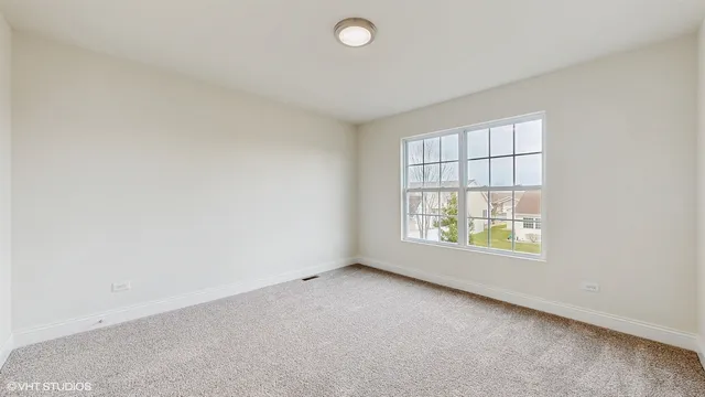 $314,900 | 1439 Trailside Drive, Beecher, IL 60401