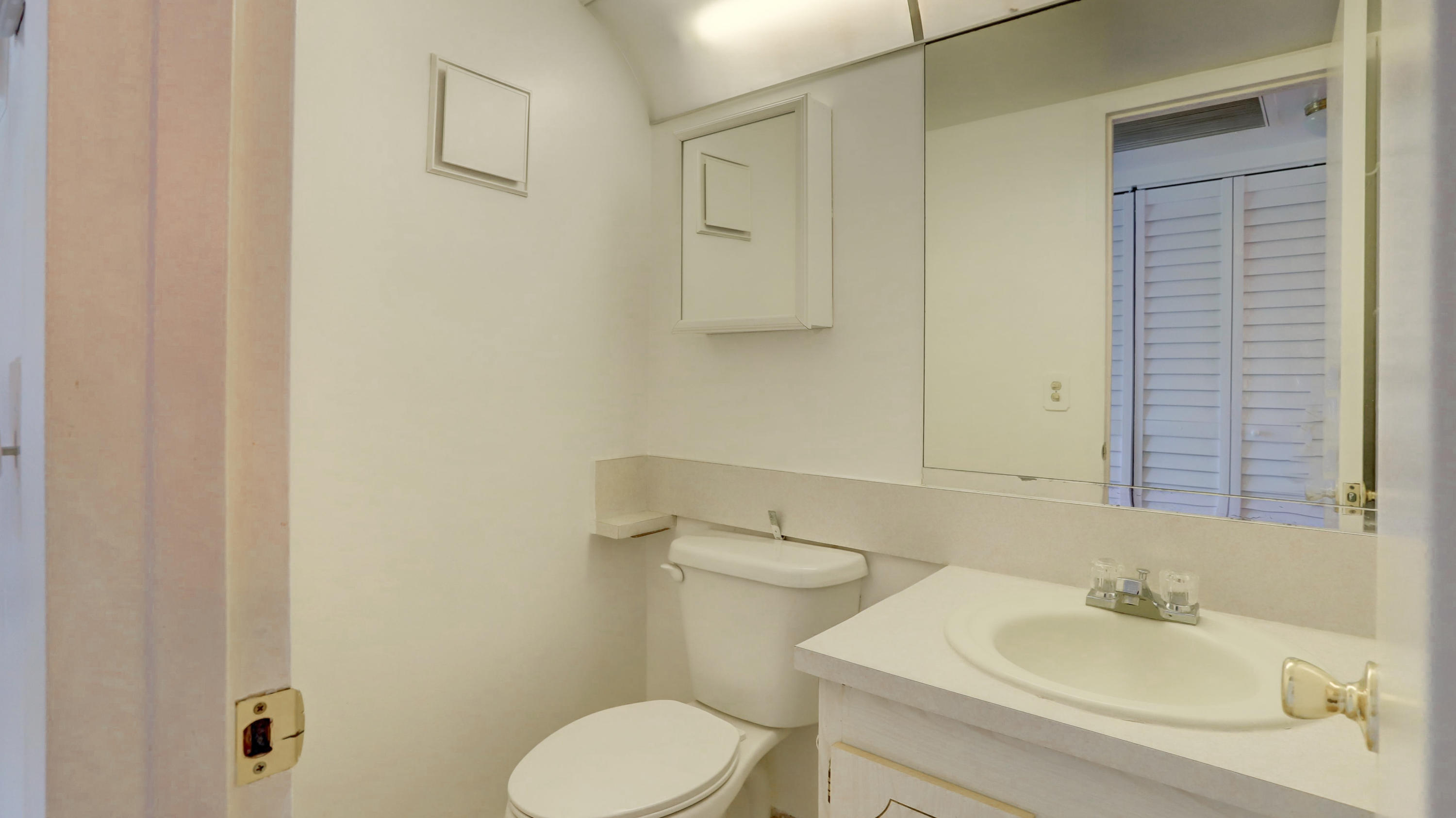 128 Mansfield D Boca Raton, FL 33434 - Photo 11 of 19 IMG_9567_68_69_70_71