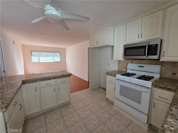 $4,895 | 11 Eccelstone Circle, Irvine, CA 92604