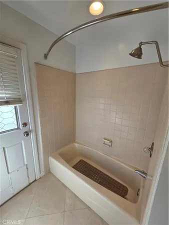 $4,895 | 11 Eccelstone Circle, Irvine, CA 92604