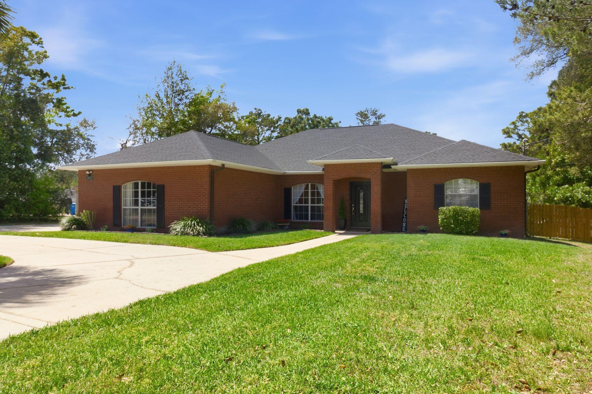 2625 Lincoln Road Navarre, FL 32566 - Photo 1 of 48 aj2604071-1003