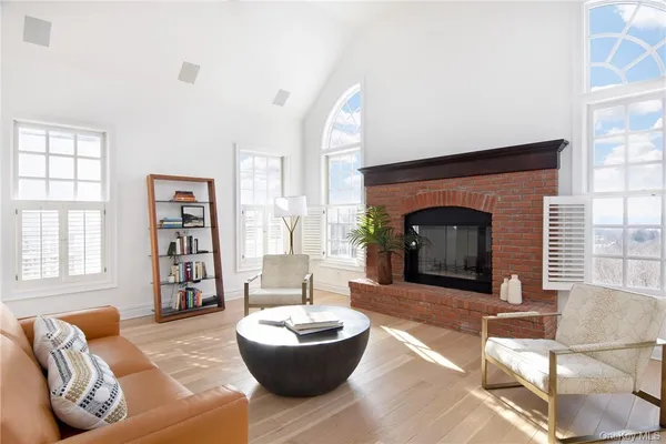 $14,500 | 10 Castle Road, Irvington, NY 10533