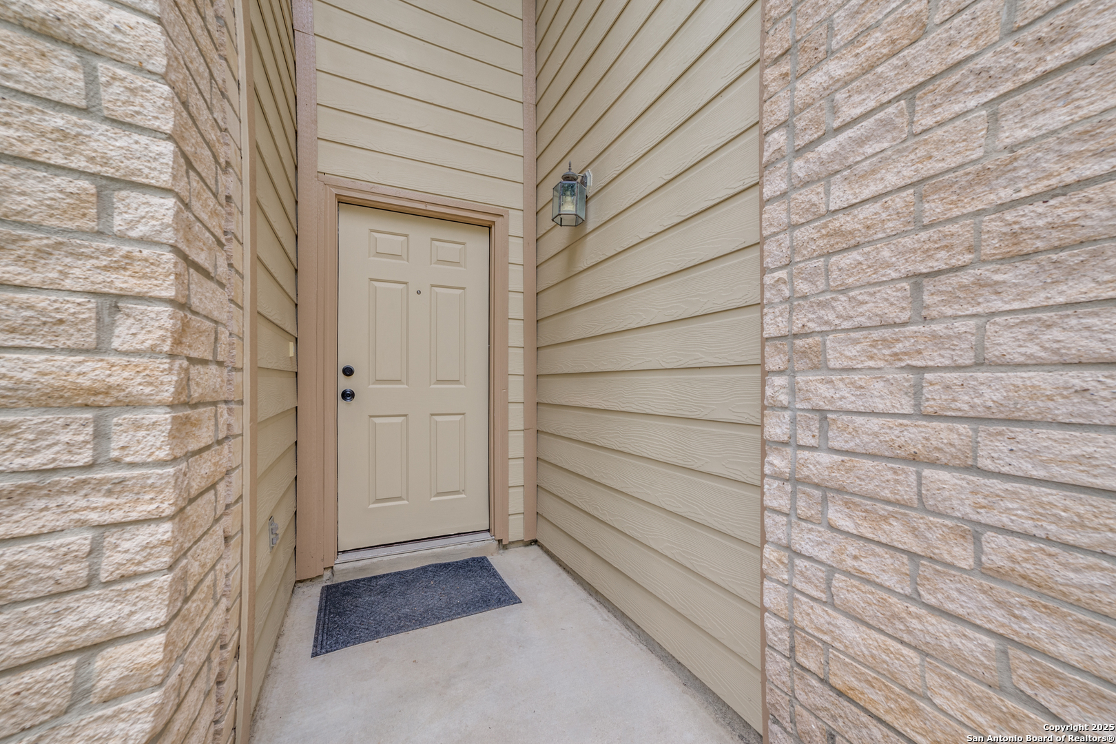 5616 Poppy Seed Run Leon Valley, TX 78238 - Photo 4 of 42 a view of door
