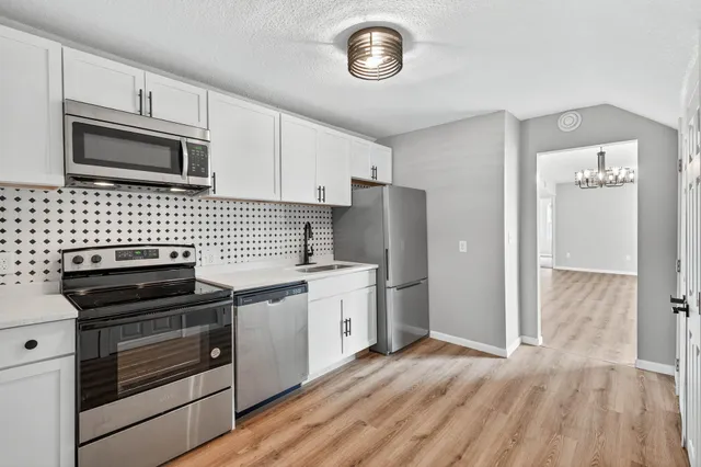 $474,900 | 1235 Minnehaha Avenue East, St. Paul, MN 55106