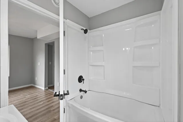 $474,900 | 1235 Minnehaha Avenue East, St. Paul, MN 55106