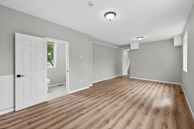 $474,900 | 1235 Minnehaha Avenue East, St. Paul, MN 55106