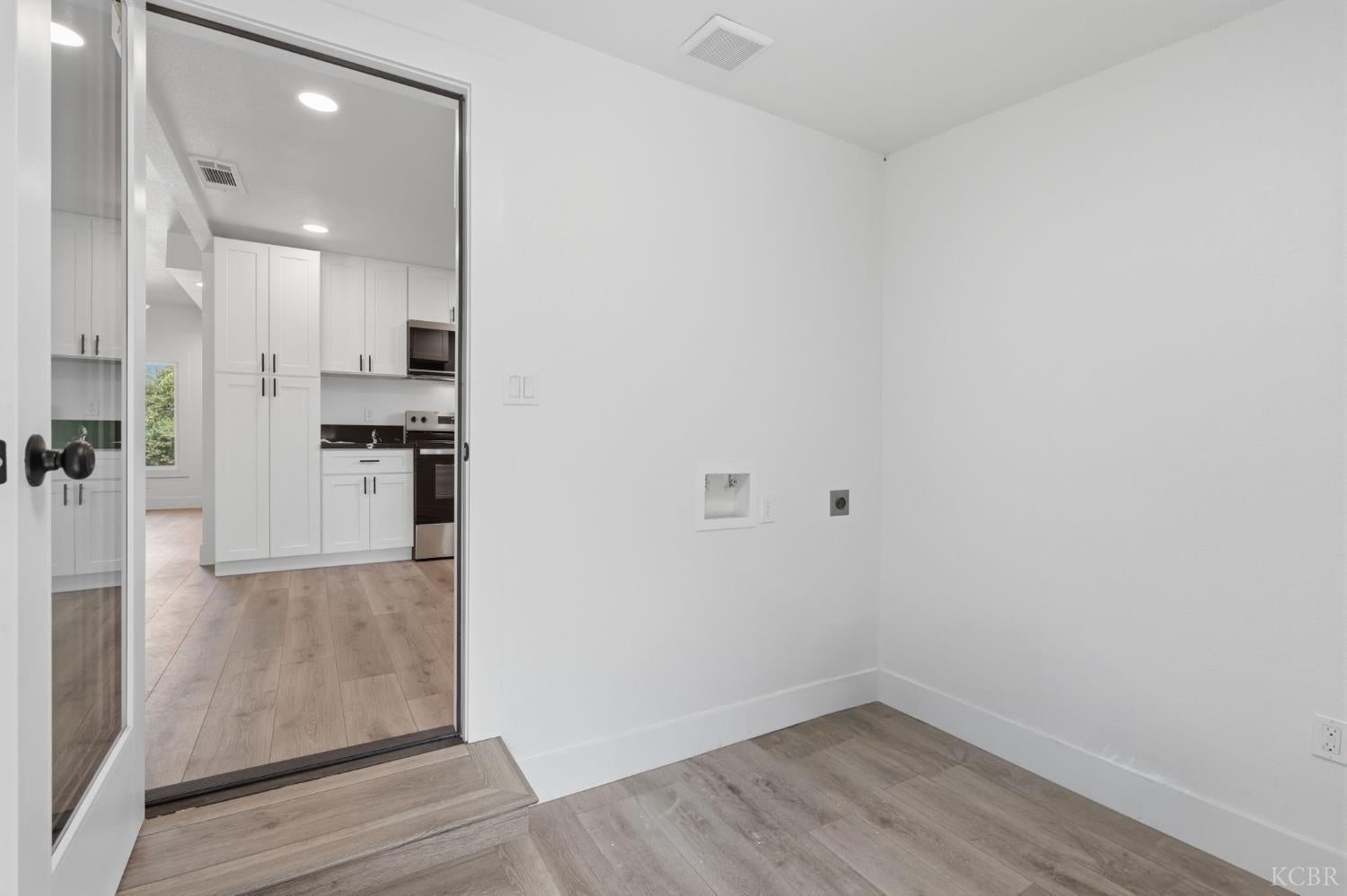 1145 D Street Reedley, CA 93654 - Photo 31 of 40 Gallery Image 31