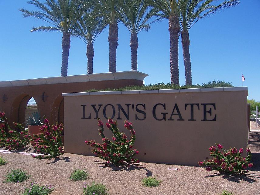 2047 South Colt Drive Gilbert, AZ 85295 - Photo 7 of 9 Enterance Monument