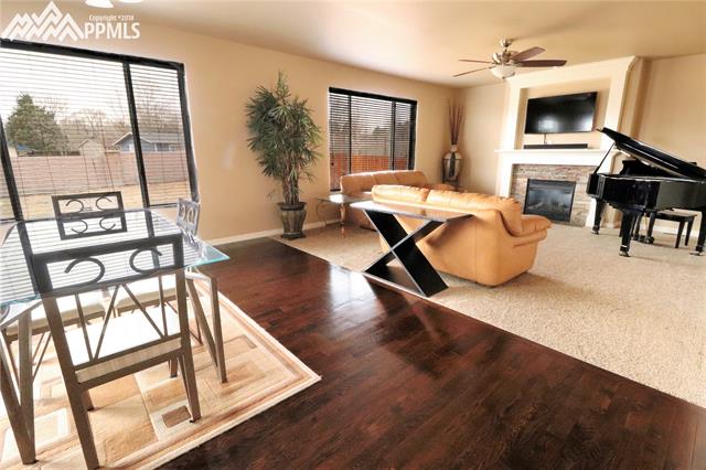 2425 Reed Grass Way Colorado Springs, CO 80915 - Photo 5 of 7