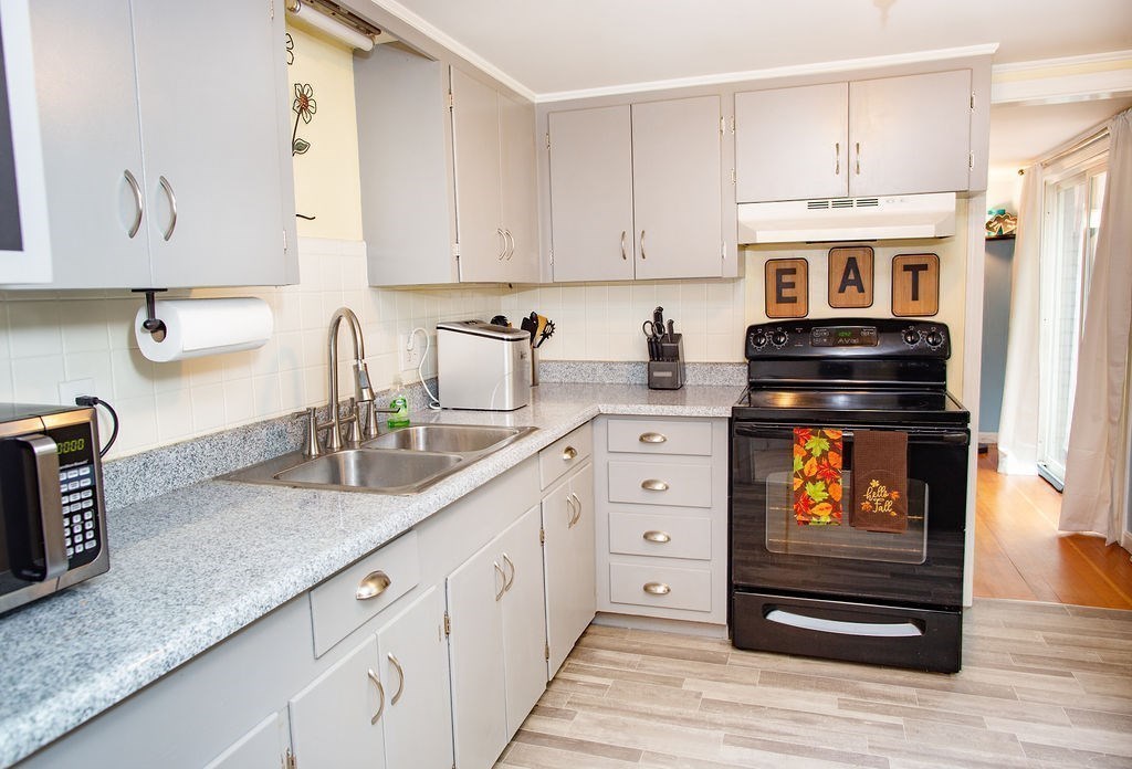 33 Brock Road Haverhill, MA 01830 - Photo 8 of 25 Gallery Image 8