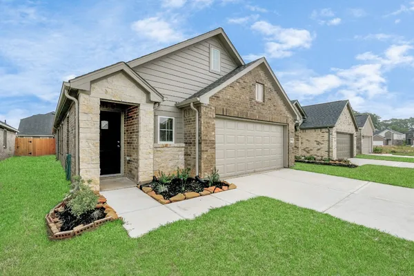 $2,300 | 17738 Pamukkale Place, Tomball, TX 77377