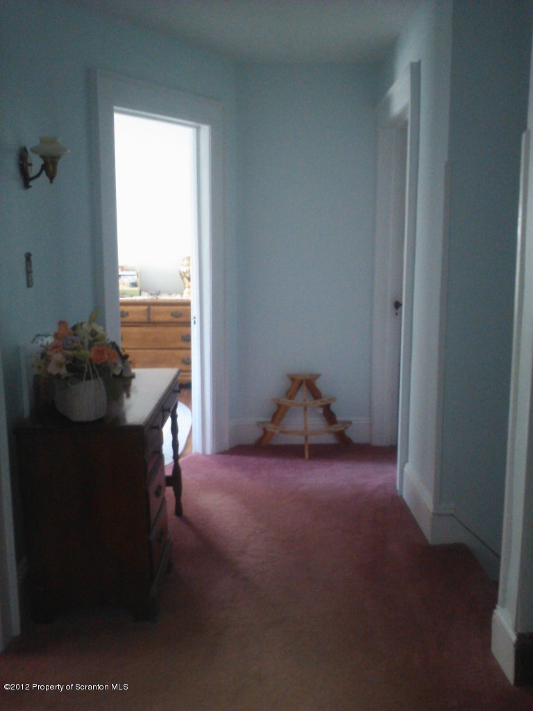 215 Layton Road Chinchilla, PA 18411 - Photo 13 of 25 Gallery Image 13