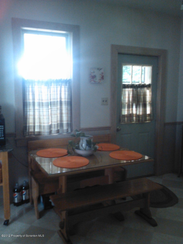 215 Layton Road Chinchilla, PA 18411 - Photo 9 of 25 Gallery Image 9