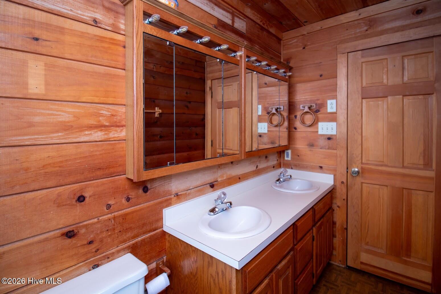 345 Rock Road Goldsboro, NC 27534 - Photo 12 of 30 bathroomhall